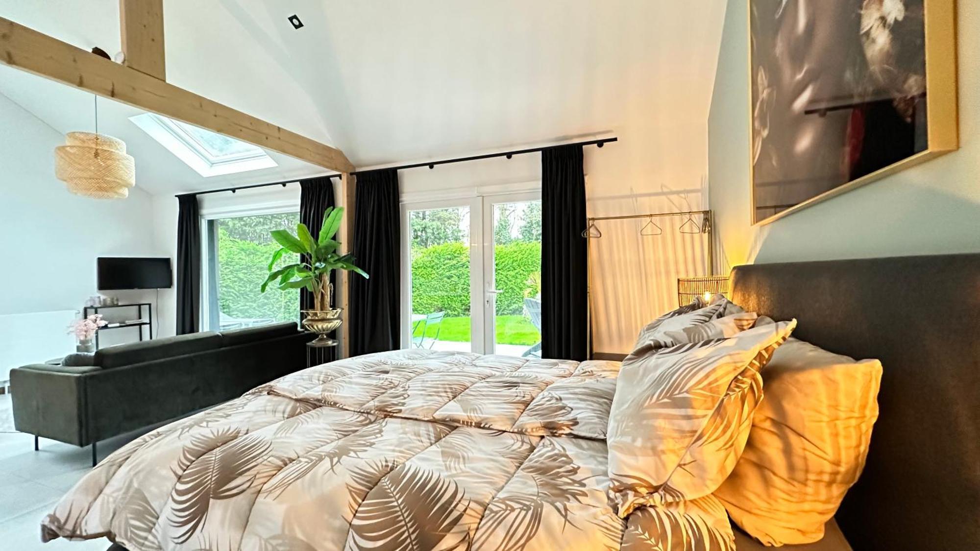 Slapen Bij De Zeeuwse Lala Bed and Breakfast IJzendijke Eksteriør billede